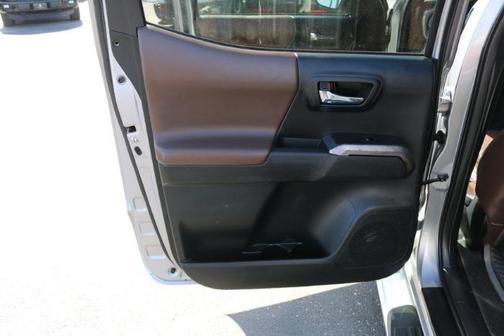 2016 Toyota Tacoma Limited