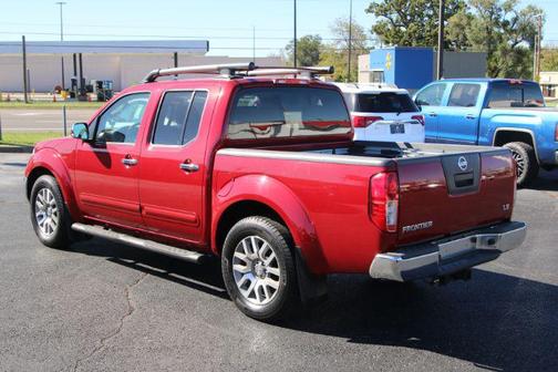 2010 Nissan Frontier LE