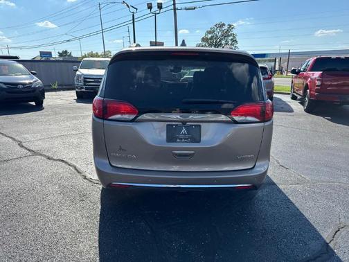 2018 Chrysler Pacifica Limited
