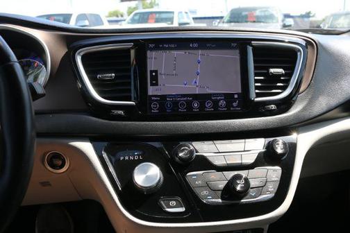 2018 Chrysler Pacifica Touring-L Plus