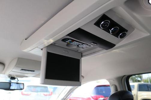 2014 Chrysler Town & Country Touring-L