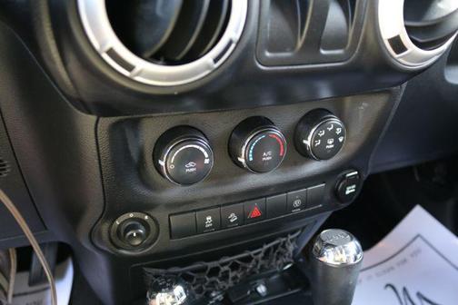 2014 Jeep Wrangler Sahara