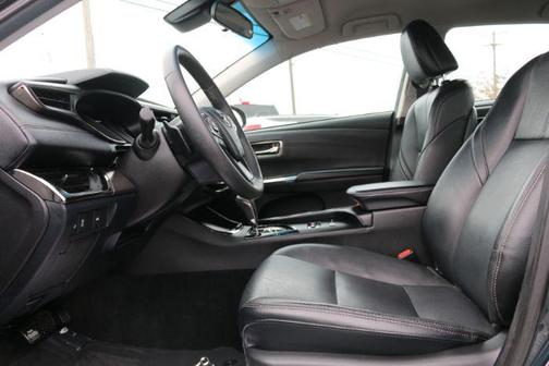 2017 Toyota Avalon XLE