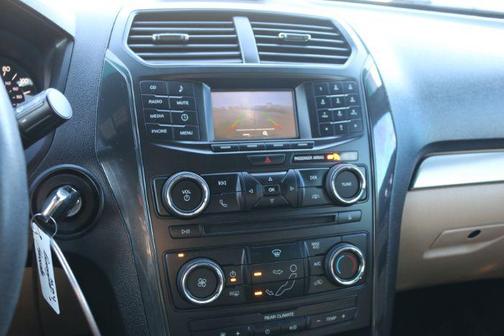 2016 Ford Explorer Base