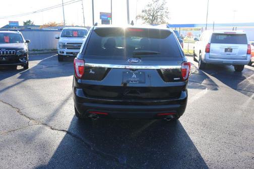 2016 Ford Explorer Base