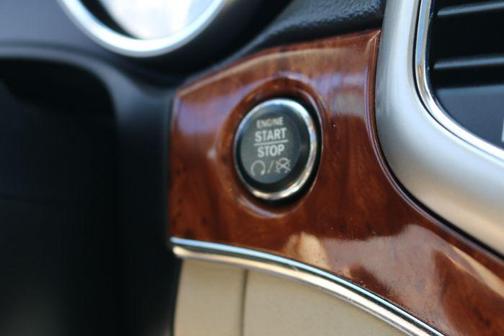 2012 Jeep Grand Cherokee Limited X