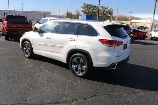 2019 Toyota Highlander Limited Platinum