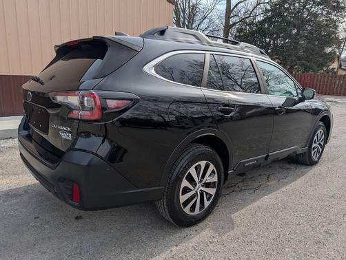 Crystal Black Silica 2020 Subaru Outback Premium