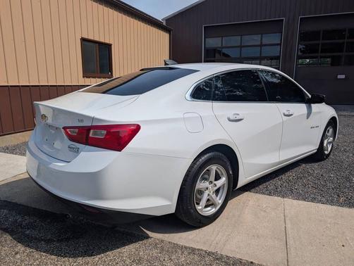 2016 Chevrolet Malibu LS