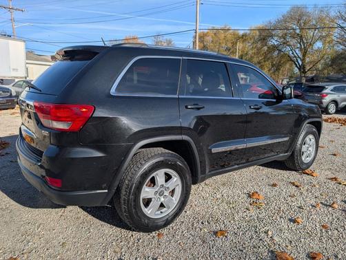 2011 Jeep Grand Cherokee Laredo