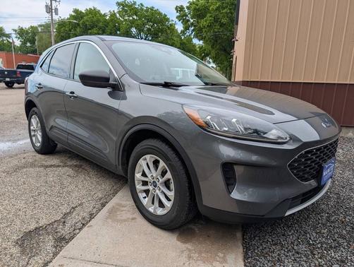 Carbonized Gray 2022 Ford Escape SE