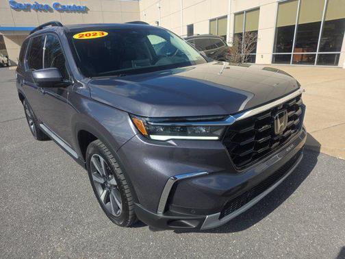 2023 Honda Pilot AWD Elite