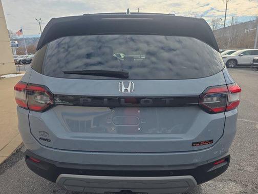 2023 Honda Pilot AWD TrailSport