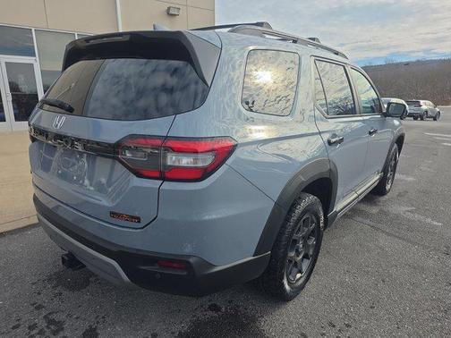 2023 Honda Pilot AWD TrailSport