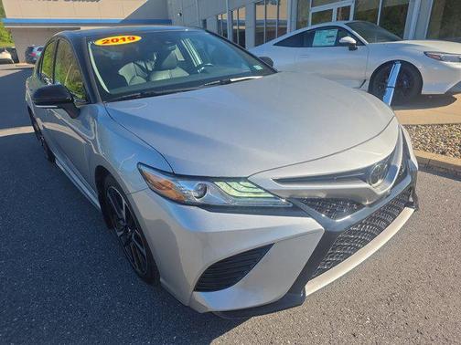 Silver 2019 Toyota Camry XSE