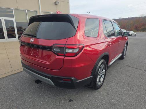 2023 Honda Pilot AWD EX-L 8 Passenger