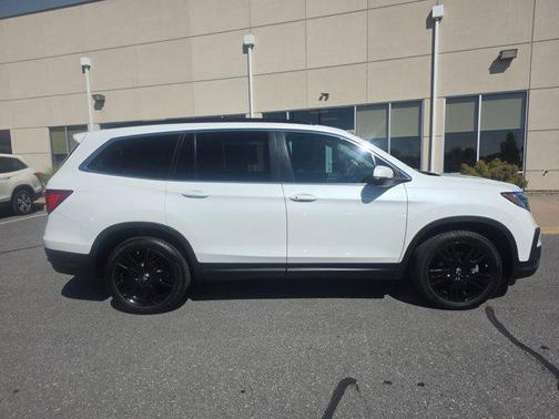 2022 Honda Pilot AWD Special Edition