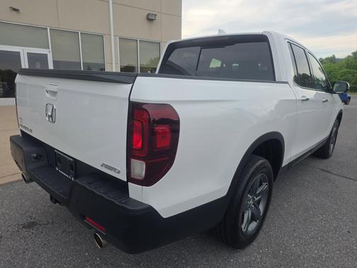 Platinum White Pearl 2023 Honda Ridgeline RTL-E