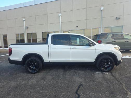 2025 Honda Ridgeline Black