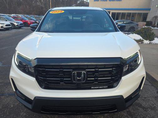 2025 Honda Ridgeline Black