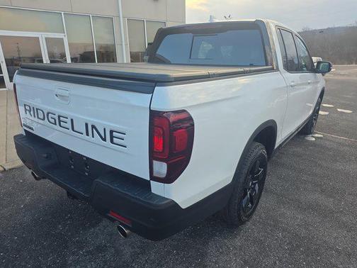 2025 Honda Ridgeline Black