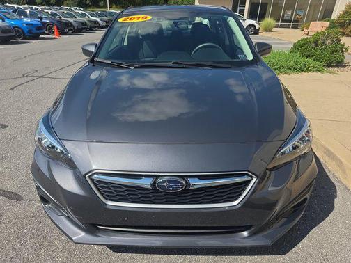 2019 Subaru Impreza 2.0i Premium
