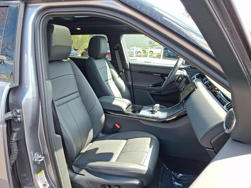 Eiger Grey Metallic - 1DF 2026 Land Rover Range Rover Evoque Core S