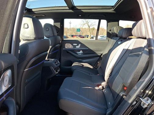 2025 Mercedes-Benz GLS 580 4MATIC