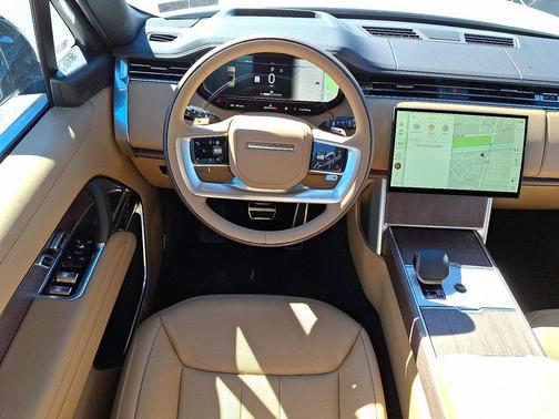 2025 Land Rover Range Rover P400 SE