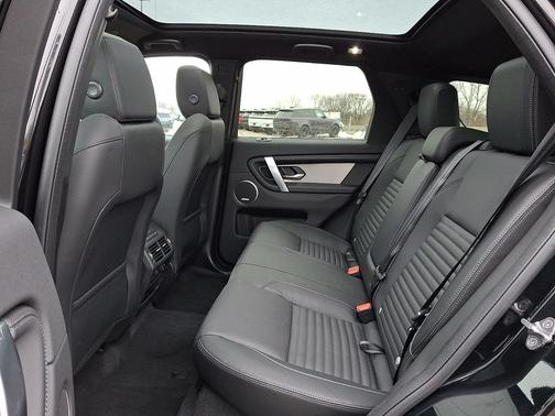 2026 Land Rover Discovery Sport Landmark