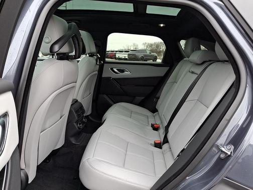 2026 Land Rover Range Rover Velar P400 Dynamic SE