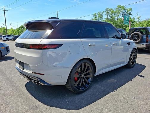 Borasco Grey Metallic - 1CN 2024 Land Rover Range Rover Sport SE
