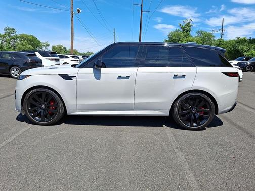 Borasco Grey Metallic - 1CN 2024 Land Rover Range Rover Sport SE