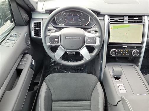 2023 Land Rover Discovery P300 S R-Dynamic
