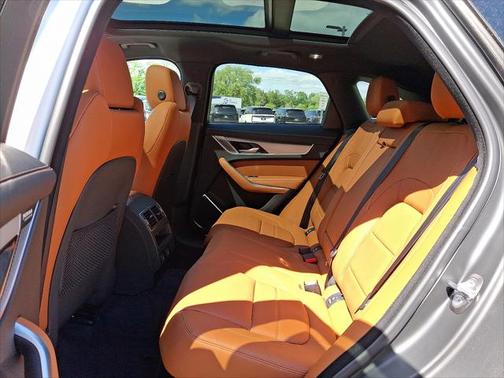 2026 Jaguar F-PACE R-Dynamic S P400 AWD Automatic
