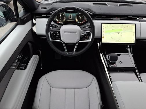 2026 Land Rover Range Rover Sport SE