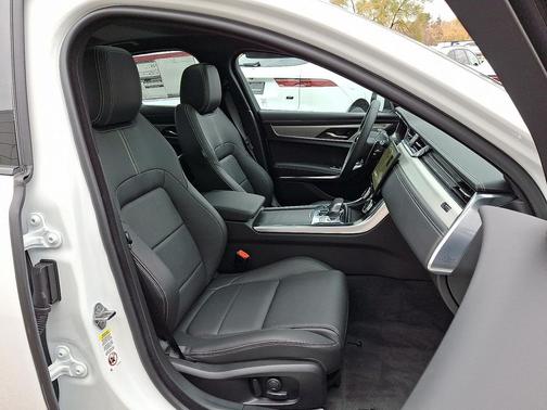 2024 Jaguar XF R-Dynamic SE P250 AWD Automatic