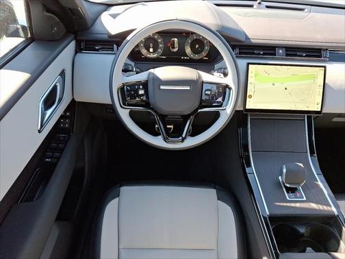 2026 Land Rover Range Rover Velar P250 SE R-Dynamic