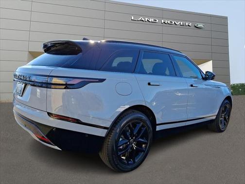 2026 Land Rover Range Rover Velar P250 SE R-Dynamic