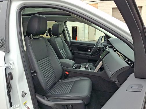 2025 Land Rover Discovery Sport S