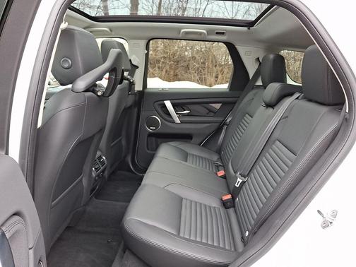 2025 Land Rover Discovery Sport S