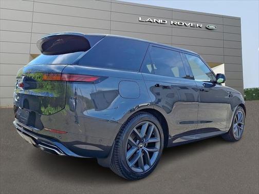 2024 Land Rover Range Rover Sport SE