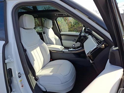 2025 Land Rover Range Rover Sport P360 S