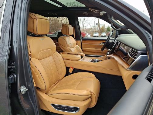 2022 Jeep Grand Wagoneer Series III 4x4