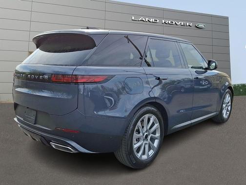 Varesine Blue Metallic 2026 Land Rover Range Rover Sport SE
