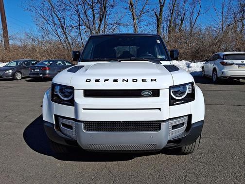 2023 Land Rover Defender 110 S