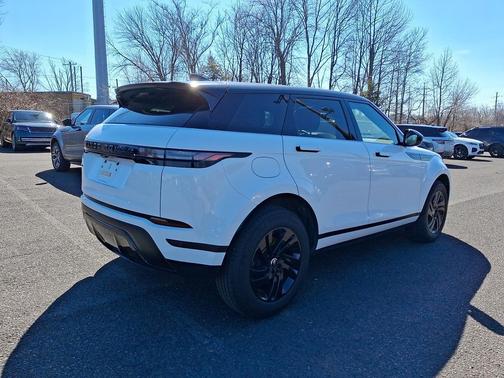2026 Land Rover Range Rover Evoque Core S