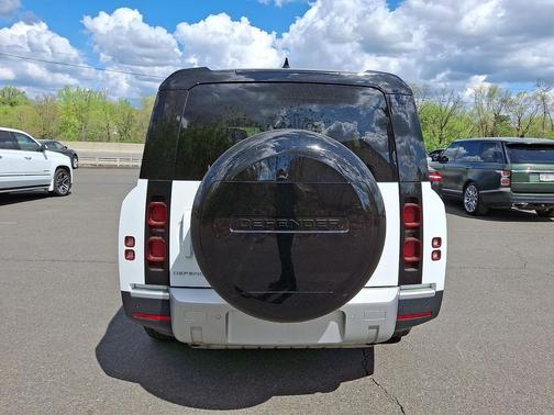 Fuji White 2025 Land Rover Defender 130 P300 S