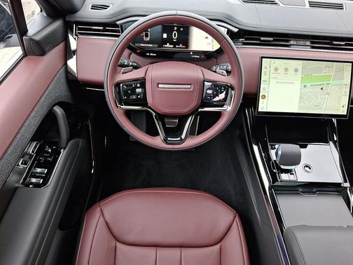 2026 Land Rover Range Rover Sport SE