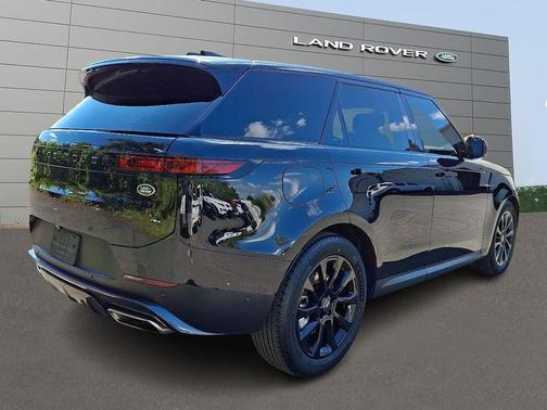 2023 Land Rover Range Rover Sport SE